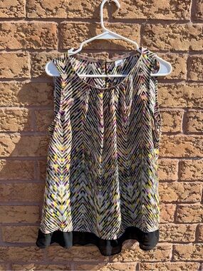 4/$25 • Jockey Multicolor Geometric Chevron Sleeveless Blouse
